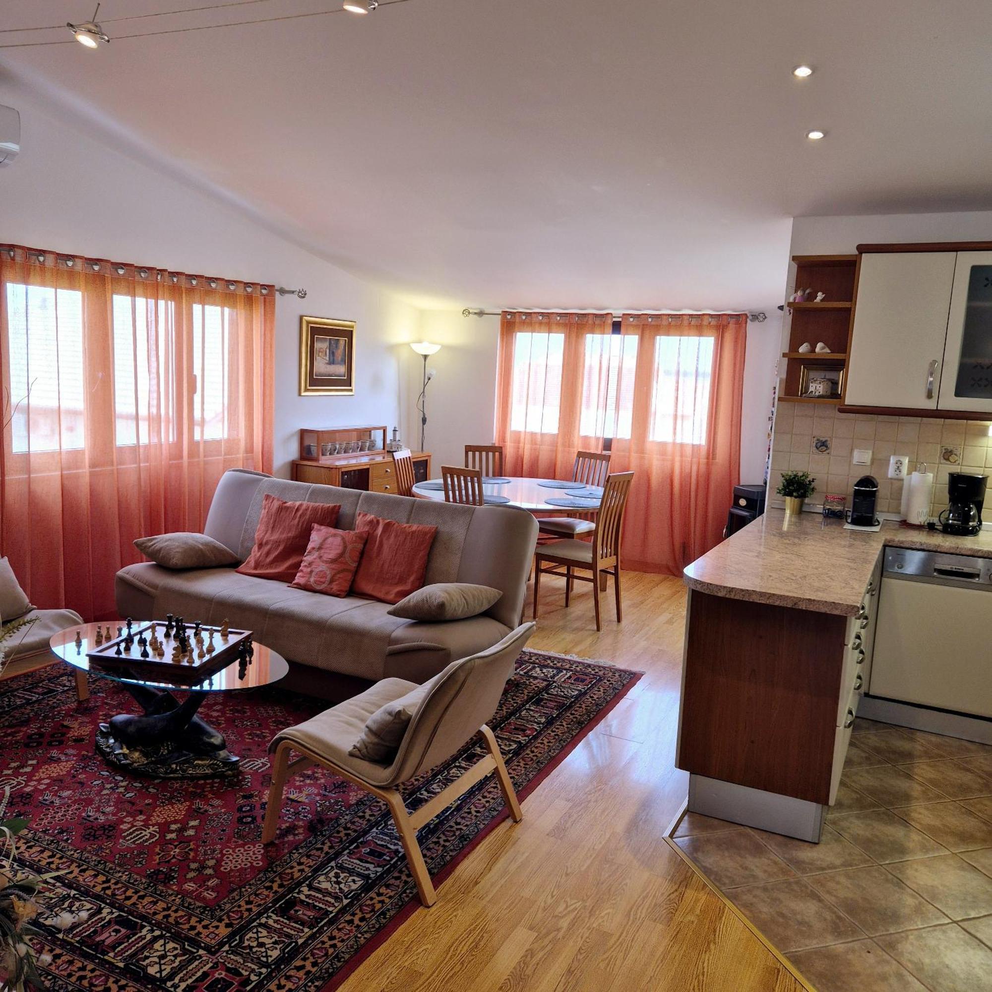 Apartments Olivia Kaštela Eksteriør bilde