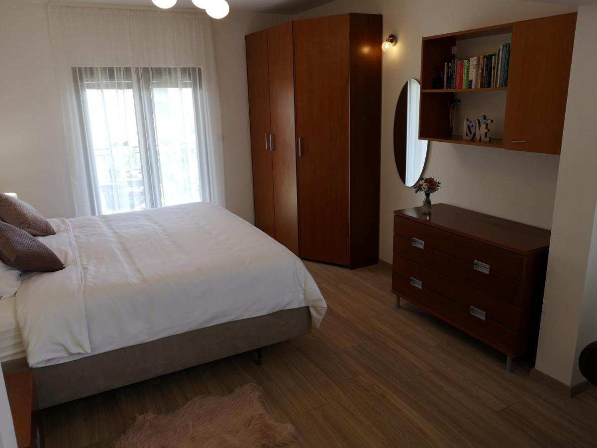 Apartments Olivia Kaštela Eksteriør bilde